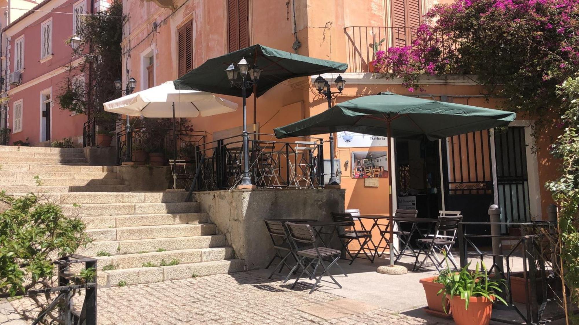Locanda Genovese 20 La Maddalena  Esterno foto